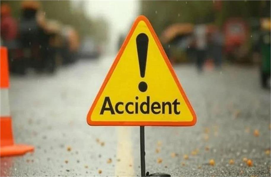 MP News: रीवा ओवरब्रिज पर बोलेरो ने तीन बाइक सवारों को रौंदा, एक की गई जान