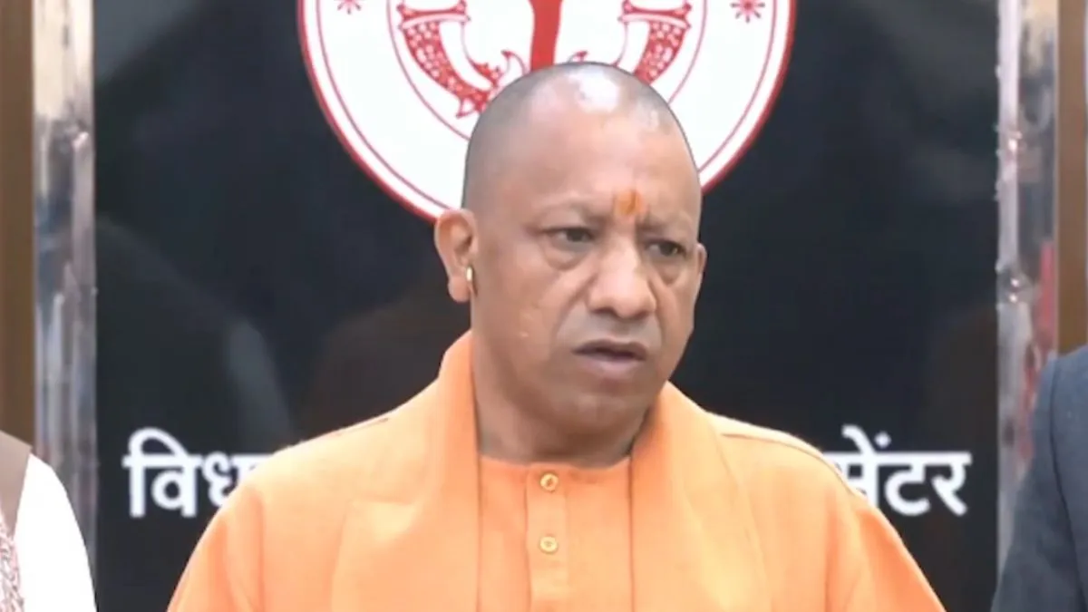 UP: मुख्यमंत्री योगी आदित्यनाथ का गंभीर आरोप, कोडीनयुक्त कफ सीरप की तस्करी लिप्त लोगों का सपा से कनेक्शन