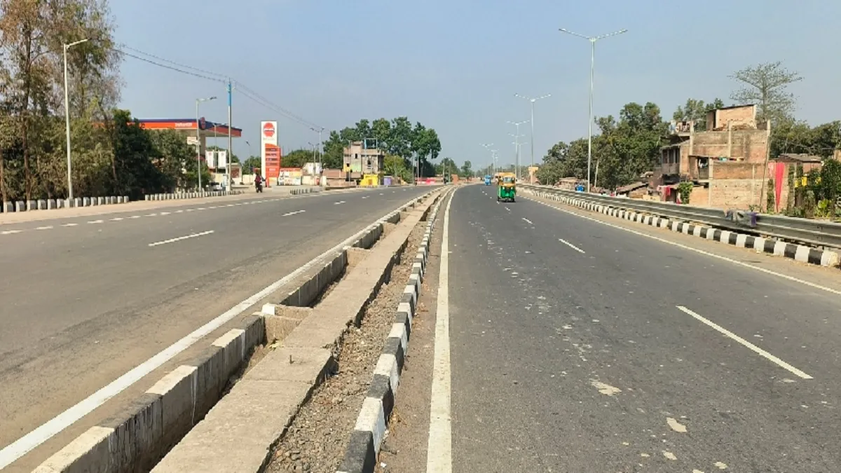 साहिबगंज में विकास की बयार: सड़कें, ट्रेन, शिक्षा और खेल सुविधाओं में बड़ा सुधार