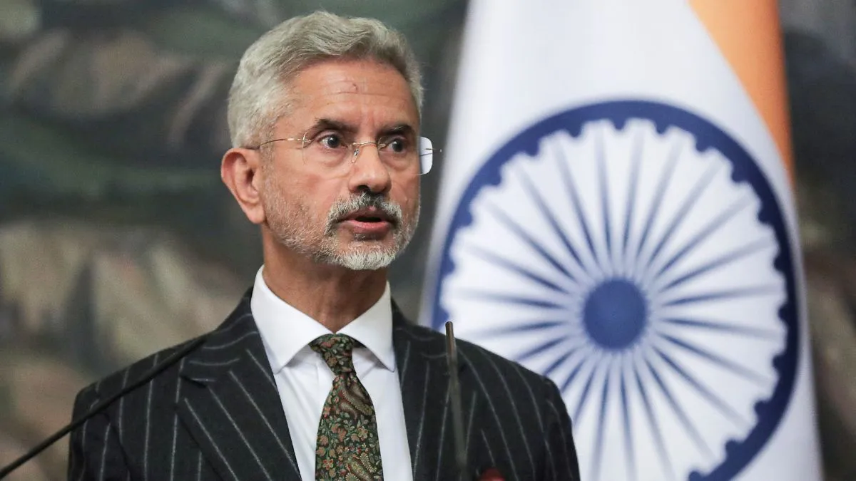 अमेरिका में उड़ान बंद, विदेश मंत्री जयशंकर ने 670 किमी सड़क यात्रा की