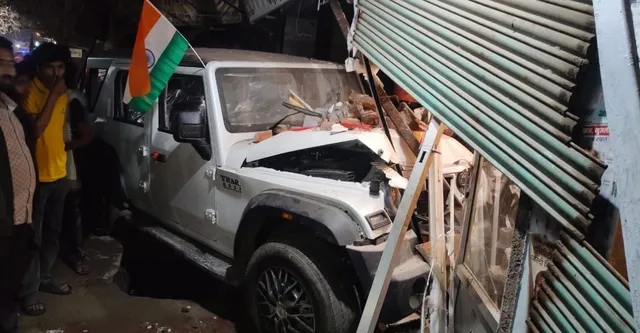 कानपुर लैंबोर्गिनी के बाद बांदा में थार का कहर,  झांसी-मीरजापुर हाईवे पर रील बनाने के चक्कर में दिव्यांग को कुचला