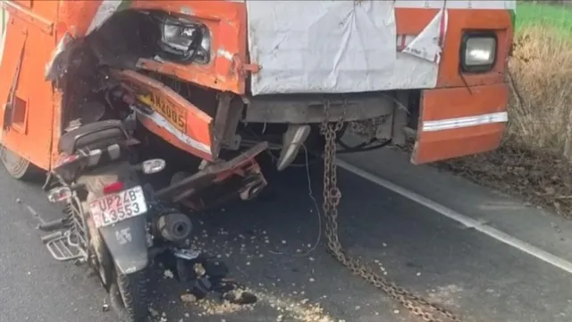 मुरादाबाद-फर्रुखाबाद हाईवे पर रोडवेज बस से टकराई बाइक, रिटायर्ड फौजी की मौत