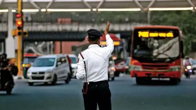 करण औजला के कॉन्सर्ट पर दिल्ली में ट्रैफिक अलर्ट, कई सड़कों पर रहेगा डायवर्जन; पुलिस ने जारी की एडवाइजरी