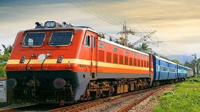 ‘RAC बर्थ वालों के साथ नहीं हो रहा न्याय’, किराया फुल लेकिन सीट आधी; संसद में उठा मुद्दा, अब मिलेगा रिफंड!