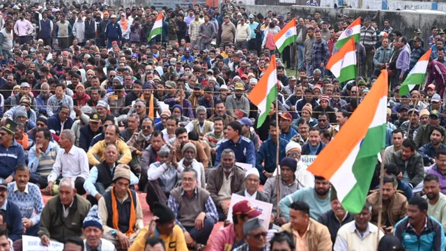 उत्तराखंड के बिंदुखत्ता में उमड़ा भारी जन सैलाब, 12 हजार लोगों ने दी धामी सरकार को चेतावनी