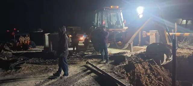 देवरिया में पुलिस से बचकर भाग रहे पशु तस्करों की स्कॉर्पियो पलटी, दो की मौत; एक घायल