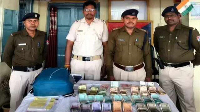 ओडिशा के डूंगुरिपाली स्टेशन पर RPF की बड़ी कार्रवाई, लाखों की नकदी और विदेशी मुद्रा छोड़कर युवक फरार