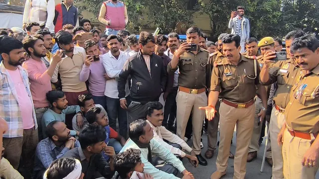 मैनपुरी: प्राइवेट हॉस्पिटल में प्रसूता की मौत के बाद स्वजन का हंगामा, अस्पताल बंद कर भागा स्टाफ