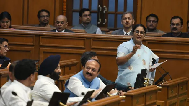 Delhi Budget 2026: रिकॉर्ड ₹1,03,700 करोड़ का बजट, ग्रीन दिल्ली पर सबसे ज्यादा जोर, सीएम रेखा गुप्ता की बड़ी घोषणाएं