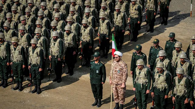 क्या है IRGC, जिसके दम पर अमेरिका-इजरायल के सामने नहीं झुक रहा ईरान?