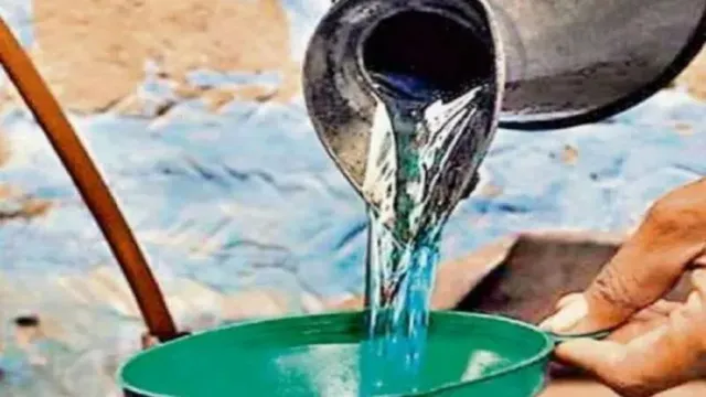 ईरान युद्ध के बीच सरकार ने केरोसिन के नियमों में दी ढील, पेट्रोल पंप पर हो सकेगी बिक्री