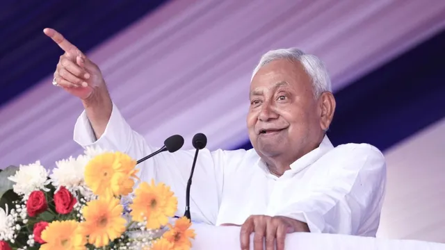 CM नीतीश कुमार ने MLC पद से दिया इस्तीफा, बिहार में मुख्यमंत्री पद की रेस तेज