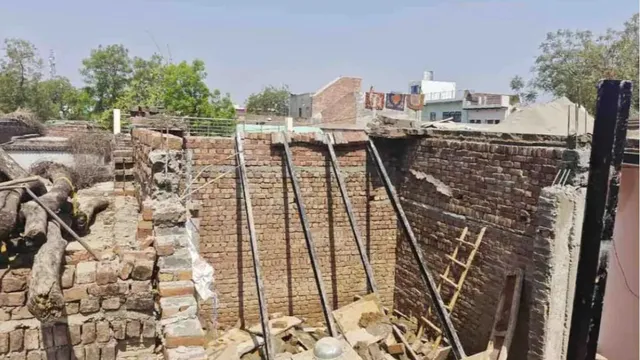 मथुरा में निर्माणाधीन मकान का लिंटर गिरने से हादसा, सात लोग हुए घायल
