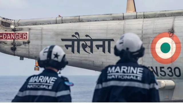 आपात संदेश मिलते ही भारतीय नौसेना ने भेजी थी मदद, अमेरिकी पनडुब्बी हमले के बाद डूब गया था युद्धपोत