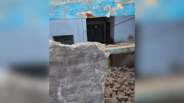 सीतापुर में पुराने मकान की छत गिरी, मलबे में दबकर एक मजदूर की मौत; दूसरे की स्थिति गंभीर