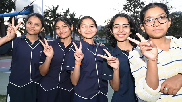 CBSE 10th Result 2026: इंटरनेट मीडिया पर चैटिंग से बनाई दूरी, ई-लर्निंग को बनाया सारथी