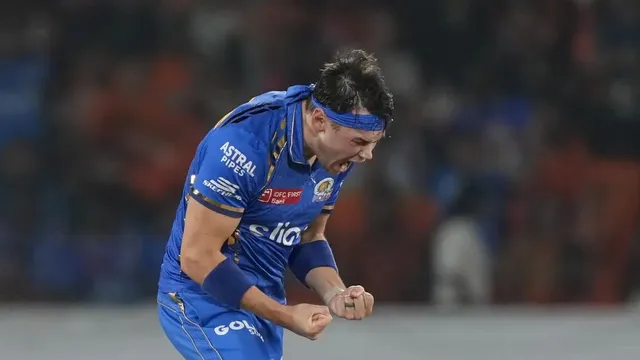 IPL 2026: सनराइजर्स हैदराबाद में आया तूफानी गेंदबाज, नाम कर चुका है 109 विकेट; बल्लेबाजों की खैर नहीं!