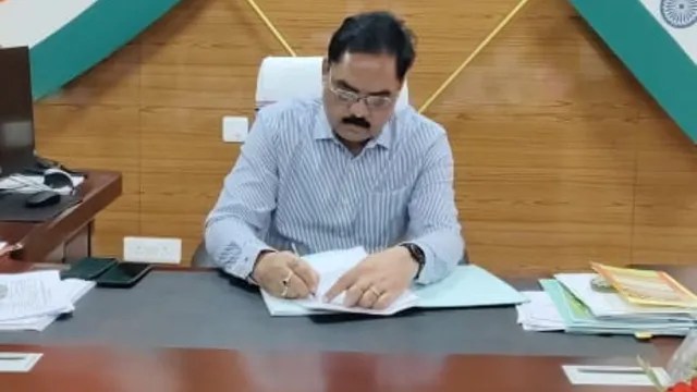 दिलेश्वर महतो बने गुमला के 38वें उपायुक्त, विकास कार्यों को देंगे गति
