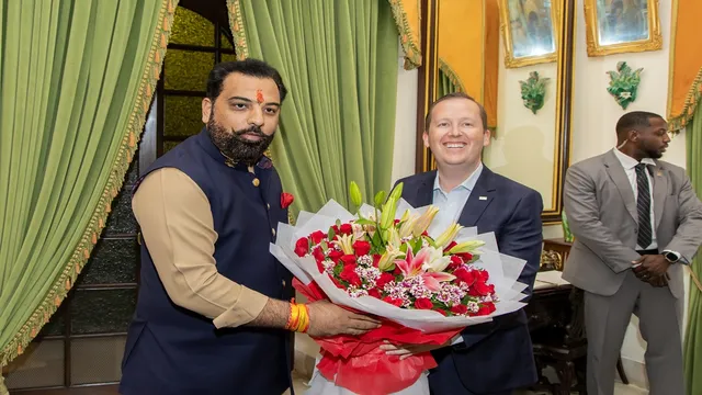 उदयपुर पहुंचे अमेरिकी राजदूत ने देखा सिटी पैलेस, मेवाड़ की समृद्ध विरासत के कायल हुए सर्जियो गोर