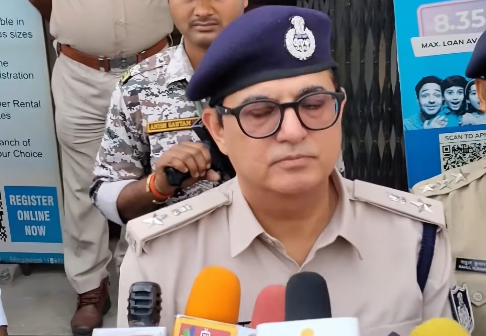 सिंगरौली में दिनदहाड़े बैंक ऑफ महाराष्ट्र में डकैती; 35 लाख नगदी सहित करीबन 10 करोड़ का सोना लूटा, सिंगरौली पहुंच सकते हैं DGP