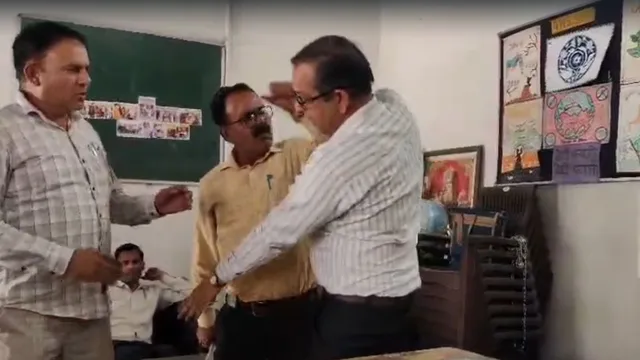फरीदाबाद: स्कूल में कोल्ड ड्रिंक के नाम पर शराब पीते पकड़े गए थे PTI और लैब अटेंडेंट, जांच में सामने आया सच