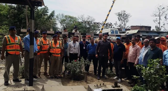 गोरखपुर जंक्शन पर हूटर बजते ही मचा हड़कंप, रेलवे ने परखी आपातकालीन तैयारी