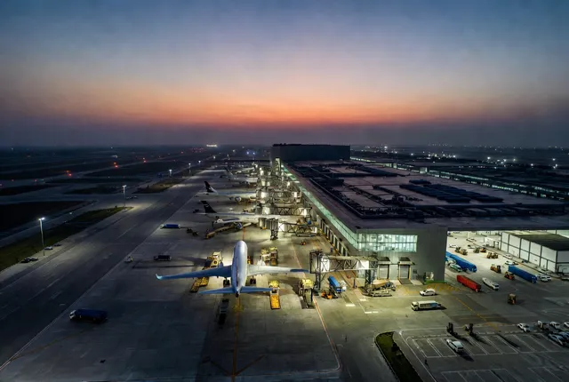 Noida Airport कार्गो हब से बढ़ेगा निर्यात, किसानों और उद्योगों को मिलेगा बड़ा फायदा