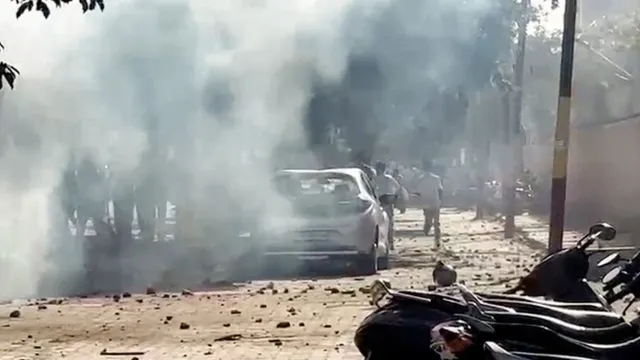 नोएडा हिंसा में मिला बड़ा सुराग: ऑडियो और स्क्रीनशॉट ने खोली साजिश, पुलिस पर मिर्च पाउडर से हमले को कहा