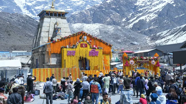 ऋषिकेश से यात्रियों के लिए एसी टेंपो ट्रेवलर सेवा शुरू, ये है रेट लिस्ट