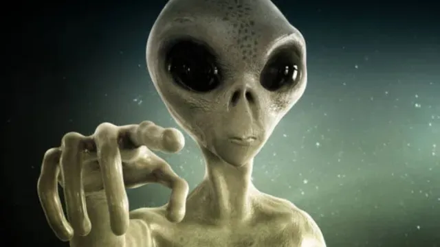 क्रैश हुए UFO से मिलीं एलियंस की 4 प्रजातियां, अमेरिका के पूर्व शोधकर्ता ने किया सनसनीखेज दावा