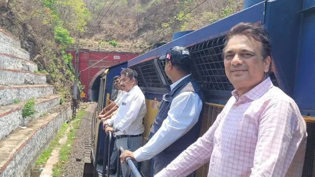 100 साल पुराने चुनौतीपूर्ण रेलखंड पर बीओबीआर रेक दौड़ाने की तैयारी पूरी; पूर्व मध्य रेलवे की बड़ी उपलब्‍ध‍ि