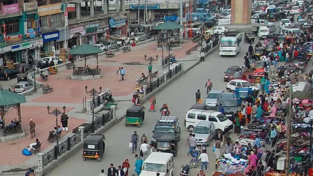 लाल चौक से जहांगीर चौक तक अब नहीं लगेंगे ठेले, श्रीनगर नगर निगम बनाएगा वेंडरों के लिए खास ‘वेंडर जोन’