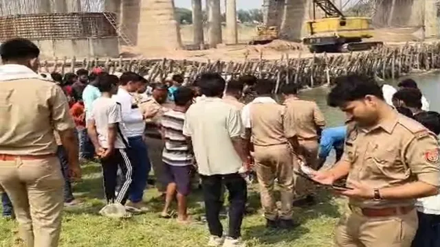 प्रयागराज की टोंस नदी में मिला मध्य प्रदेश के किशोर का शव , पानी में डूबने से मौत या हत्या?