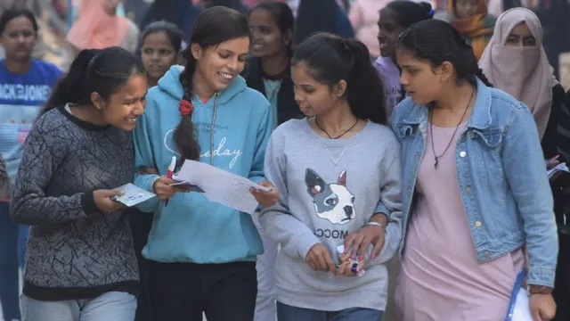यूपी में छात्रों के लिए बड़ी राहत! 12वीं में इंप्रूवमेंट परीक्षा का मिलेगा मौका, यूपी बोर्ड ने भेजा प्रस्ताव