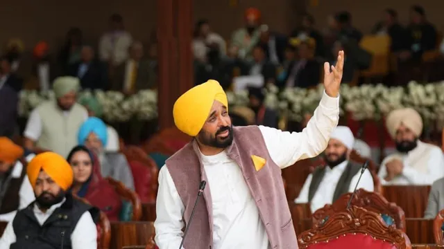 सियासी घमासान के बीच पंजाब विधानसभा का विशेष सत्र, श्रद्धांजलि के बाद कार्यवाही स्थगित; अब टिकी हैं विश्वासमत पर नजरें