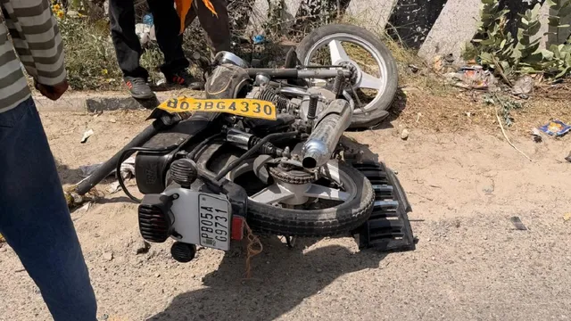 फिरोजपुर के हरिके नहर पर दर्दनाक हादसा, बोलेरो की टक्कर से पत्नी-बेटियों के सामने नहर में बहर गया व्यक्ति