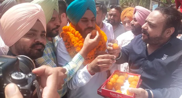मोहाली निगम चुनाव! AAP को बड़ी बढ़त; शिअद और भाजपा से बेहतर कांग्रेस, दो निर्दलीयों ने पहराया परचम, अभी पूरी तस्वीर बाकी है