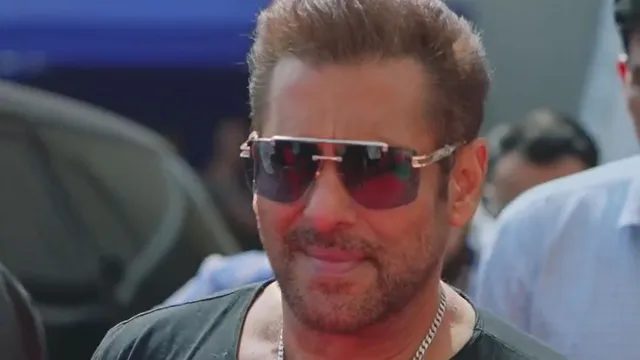 बहुत हल्के में ले लिया! Dhurandhar 2 के बाद अब Salman Khan का ही होगा जलवा, ताबड़तोड़ एक्शन से मचाएंगे तबाही