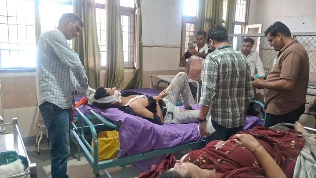 सोनीपत: KMP एक्सप्रेसवे पर भीषण सड़क हादसा, खड़े ट्रक से टकराई कार; एक ही परिवार के तीन सदस्यों की मौत