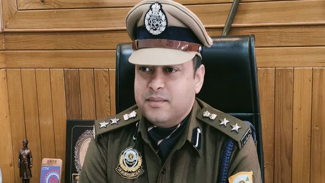 ड्यूटी में लापरवाही पर न्यू शिमला थाना के SHO पद से हटाए, SSP गौरव सिंह की कार्रवाई; ‘कोताही बर्दाश्त नहीं होगी’
