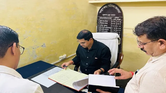 ‘सर, कोई काम नहीं था, इसलिए दफ्तर नहीं आया’ CDO बागपत को अफसर ने दिया जवाब; छापे में 12 अधिकारी-कर्मी मिले गैरहाजिर