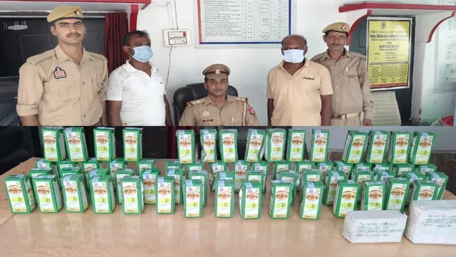 🚨 वाराणसी में 69 पाउच देसी शराब के साथ 2 गिरफ्तार! सब्जी मंडी में कालाबाजारी की थी तैयारी