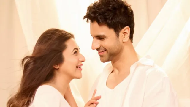 Divyanka Tripathi ने दिखाई जुड़वां बेटों की पहली झलक, टीवी की ‘ईशी मां’ के कैप्शन ने जीता फैंस का दिल