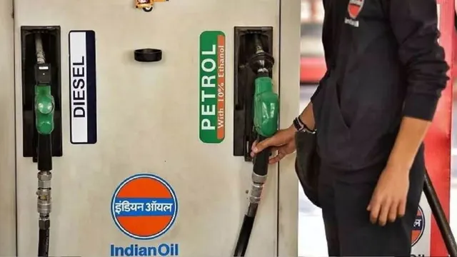 कच्चे तेल की कीमतों में गिरावट के बाद क्या भारत में सस्ता होगा पेट्रोल-डीजल? केंद्रीय मंत्री ने दिया अपडेट