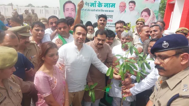 ‘एक पेड़ मां के नाम’ अभियान से जुड़ें, पौधों की देखभाल का भी लें संकल्प: जयंत चौधरी