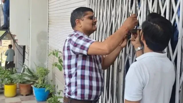 गुरुग्राम के DLF फेज-चार में बड़ी कार्रवाई, 10 भवनों को किया गया सील