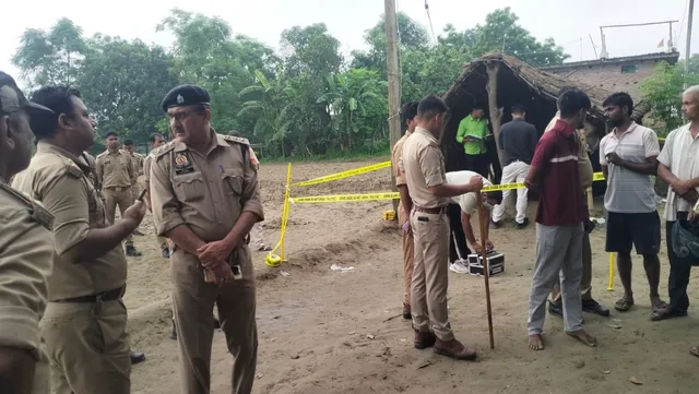 बलिया में पूर्व प्रधान की धारदार हथियार से हत्या, ट्यूबवेल की झोपड़ी में मिला शव; इलाके में सनसनी