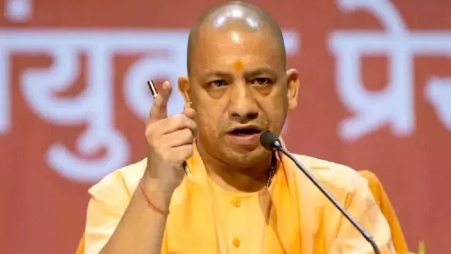यूपी में भारी बारिश और बिजली गिरने से नुकसान पर सीएम योगी सख्त, 24 घंटे में मुआवजा देने के निर्देश