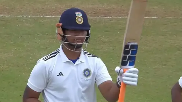 Duleep Trophy: रिकॉर्ड बुक भरकर ही मानेंगे वैभव सूर्यवंशी! 15 साल की उम्र में किया एक और बड़ा कारनामा; 57 साल पुराना इतिहास बदलाDuleep Trophy: रिकॉर्ड बुक भरकर ही मानेंगे वैभव सूर्यवंशी! 15 साल की उम्र में किया एक और बड़ा कारनामा; 57 साल पुराना इतिहास बदला