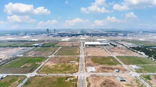 त्योहारी सीजन में YEIDA का बड़ा तोहफा, नोएडा एयरपोर्ट के पास आएंगी 2 नई आवासीय प्लॉट स्कीम
